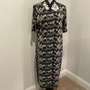 Lula roe “Julia” dress